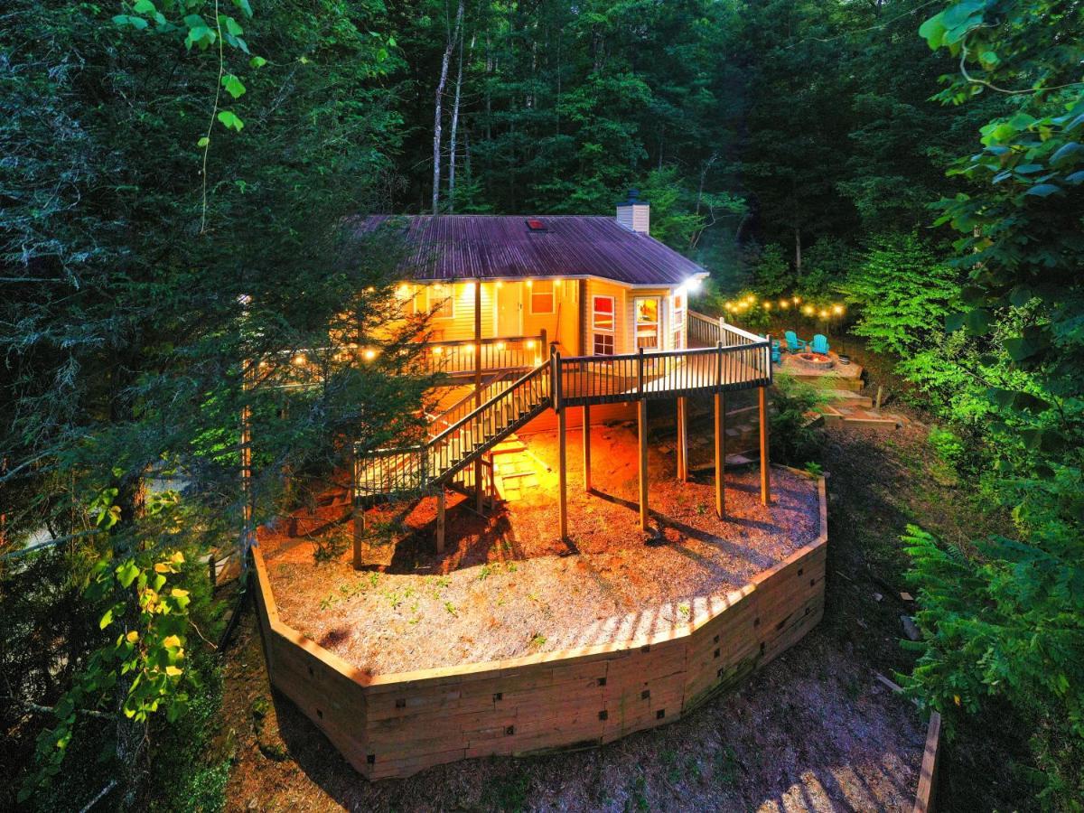 Cozy Cabin Retreat - Hot Tub, Fireplace & Fire Pit Blue Ridge Exteriör bild